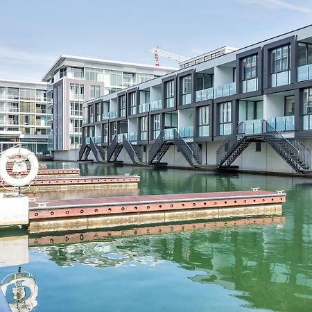 Qv 2 Bedrooms Apartment Overlooking Marina -680 Оукланд Екстериор снимка