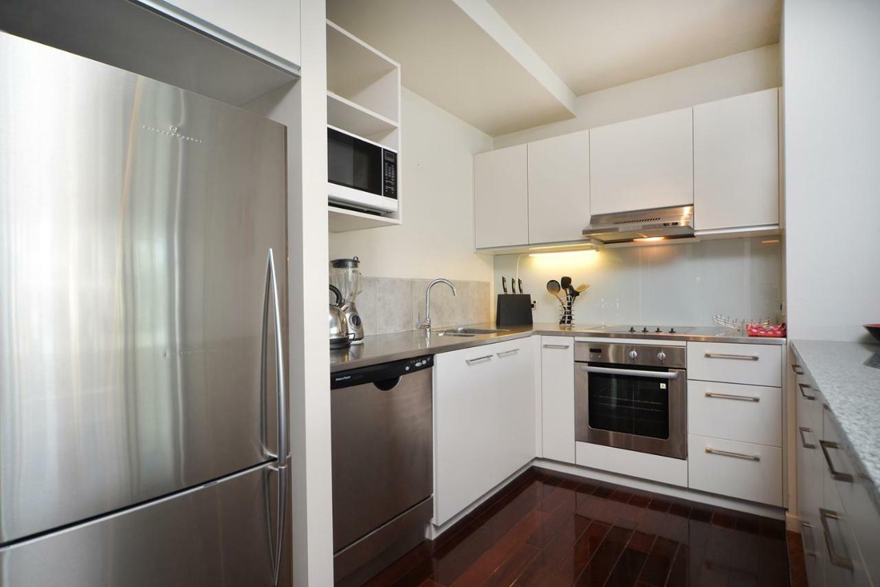 Qv 2 Bedrooms Apartment Overlooking Marina -680 Оукланд Екстериор снимка