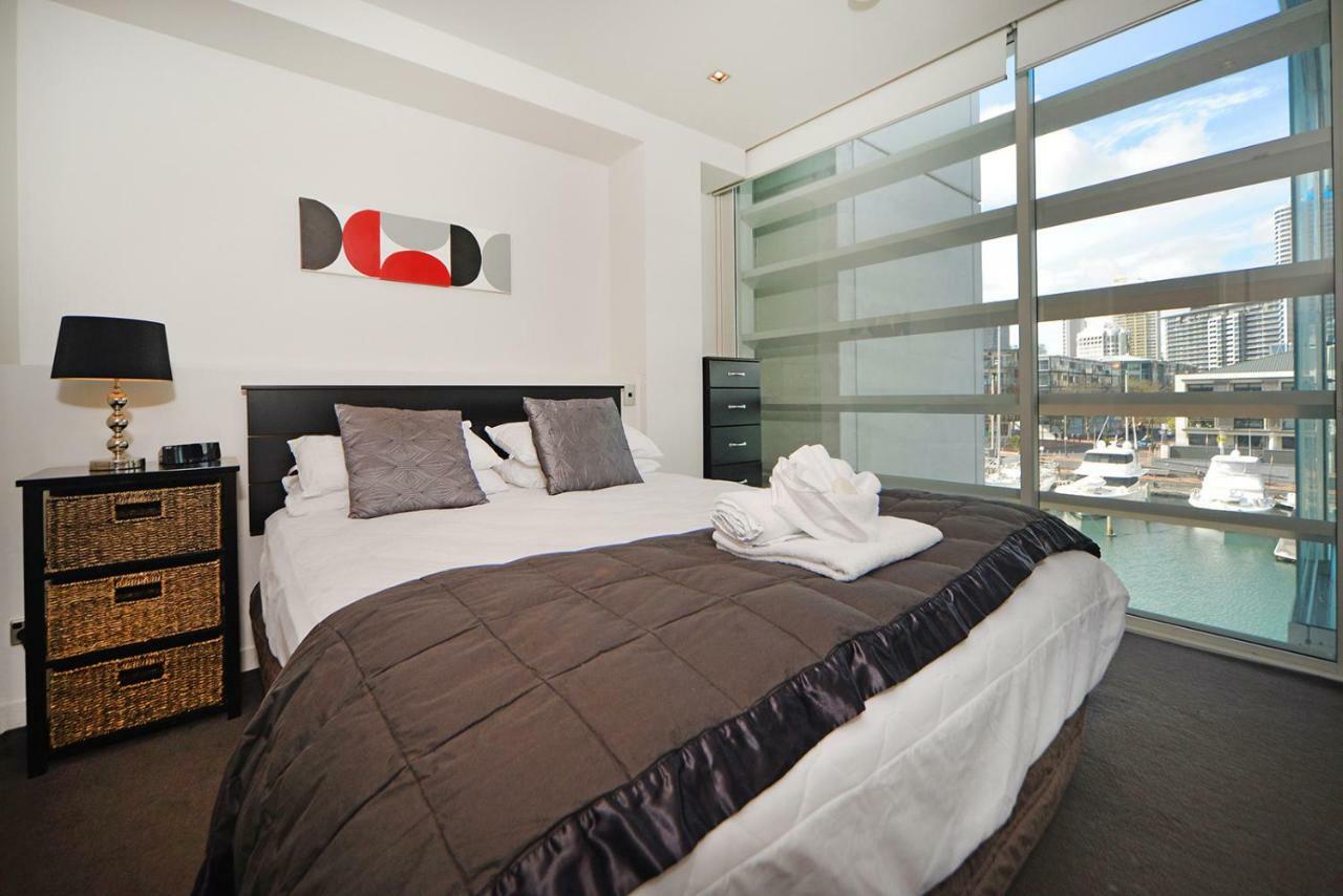 Qv 2 Bedrooms Apartment Overlooking Marina -680 Оукланд Екстериор снимка